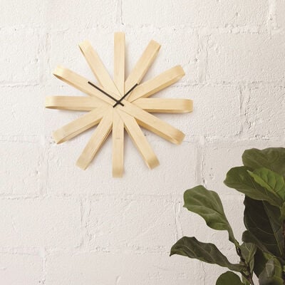 Umbra Ribbonwood seinäkello 51 cm